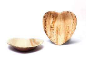 16.5cm Palm Leaf Heart Shaped Bowls